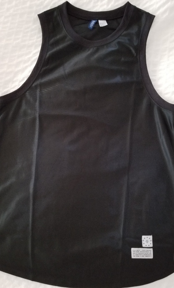 Black sports top